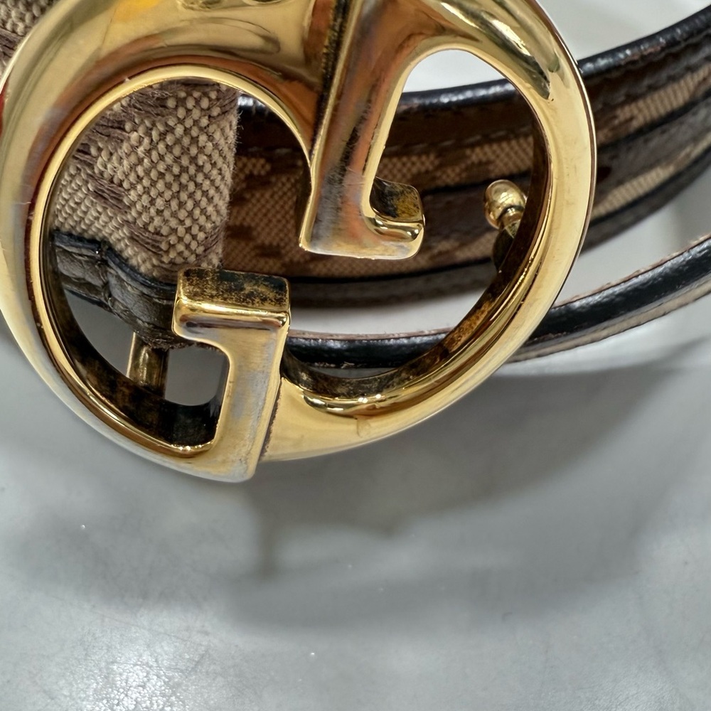 Gucci Gold Buckle Women's Belt